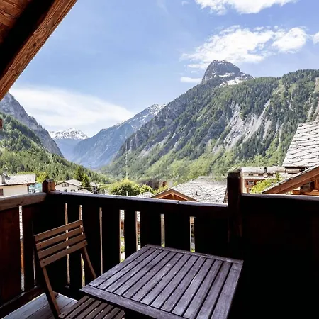 Piazzale Della Funivia - 4br Chalet- If You Want To Book, Please Contact On Wh-ats-app - 0034-635-518-057 !!!! Вилла *