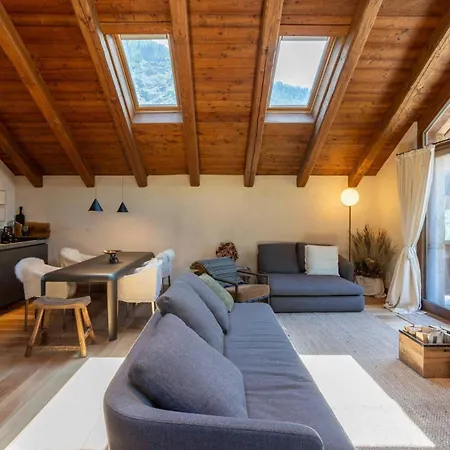 Piazzale Della Funivia - 4br Chalet- If You Want To Book, Please Contact On Wh-ats-app - 0034-635-518-057 !!!! Villa *